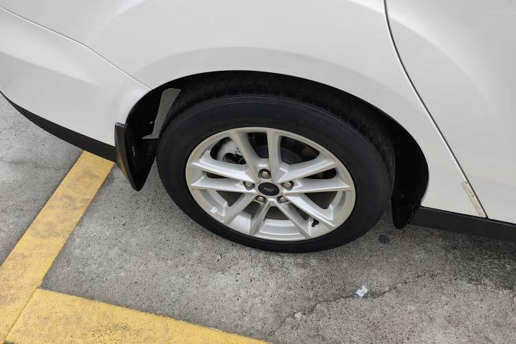 Used Ford Focus 2017 Sedan 1.6L Automatic Fashion Edition Smart Drive Version