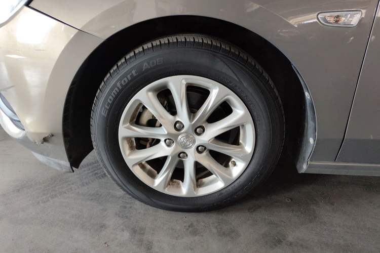 Used Buick GL6 2018 18T 6-Seater Luxury Model
