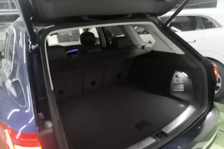 Used Volkswagen Touareg 2019 2.0 TSI Ruiyi Edition China V Standard
