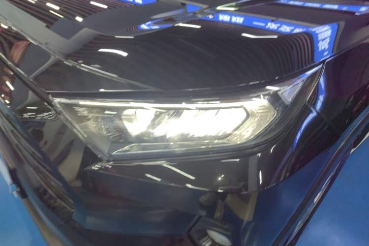 Used Toyota RAV4 2022 2.0L CVT Two-Wheel Drive Fashion Edition