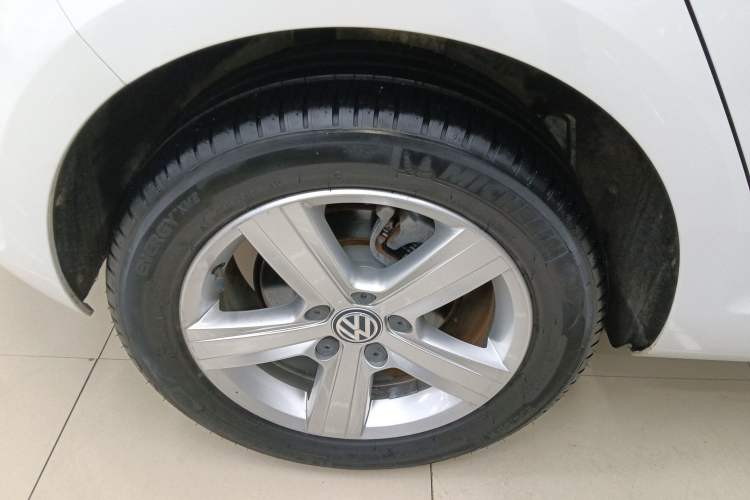 Used Volkswagen Golf 2016 230TSI Automatic Comfort Version
