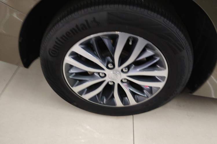 Used Buick GL8 2020 ES Land Cruiser 653T Luxury Edition
