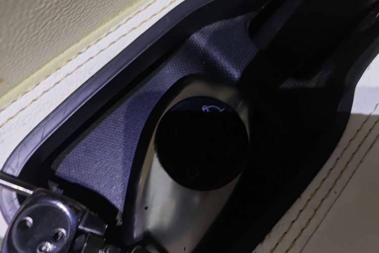 Used Leapmotor T03 2021 400 Lite Edition - Lithium-Ion Battery
