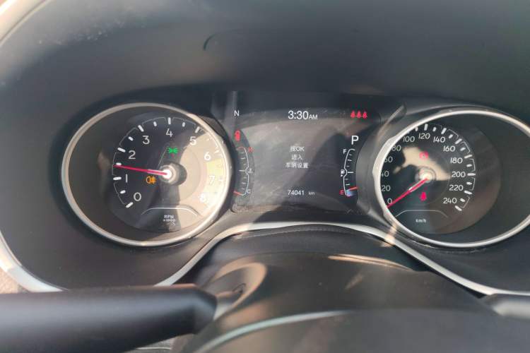 Used  Compass 2019 220T Automatic Family Edition
