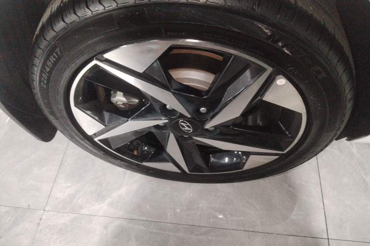 Used Hyundai Elantra 2022 1.5L CVT LUX Prestige Edition