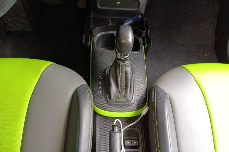 Used Roewe Clever 2021 302 km New Four-Seater Super-Efficient Version