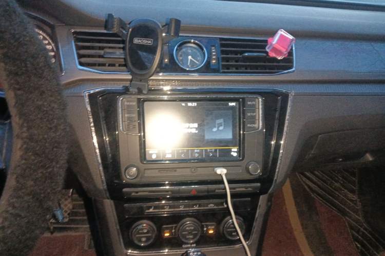 Used Volkswagen Passat 2016 330TSI DSG Luxury Edition
