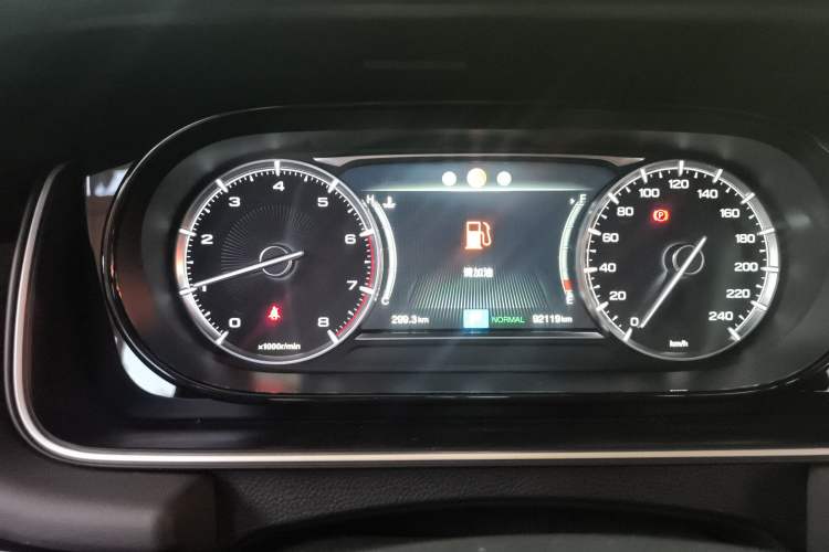 Used GAC Trumpchi M6 2021 270T DCT Luxury Edition (7 Seats)