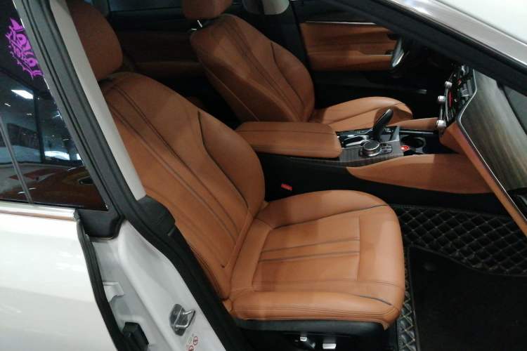 Used BMW 6 Series GT 2019 630i Luxury Design Package