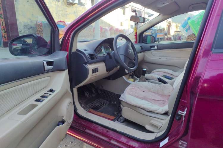 Used BAIC E Series 2012 Hatchback 1.3L Manual Liking Edition
