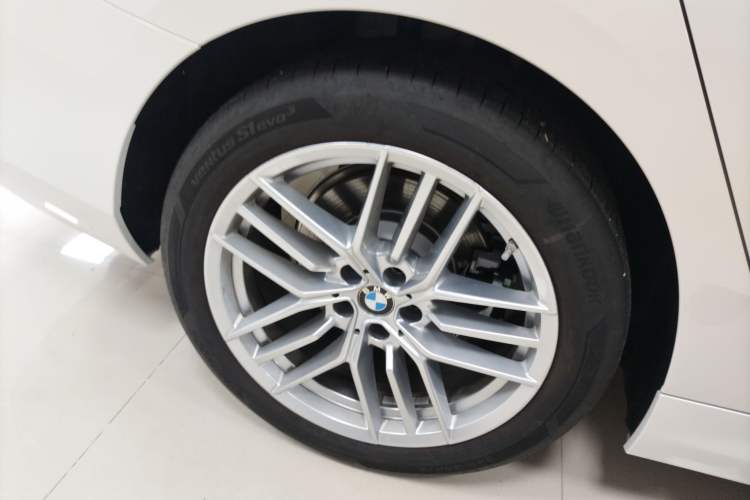 Used BMW 5 Series 2024 525Li Luxury Package
