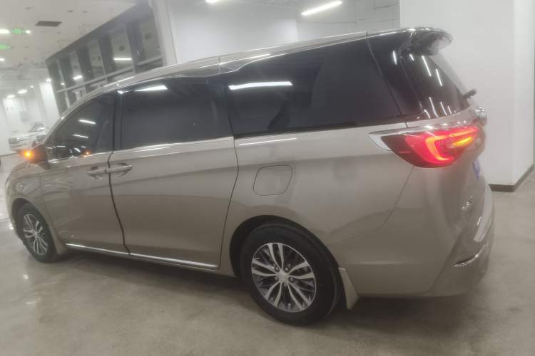 Used Buick GL8 2023 ES Lu Zun Comfort Model
