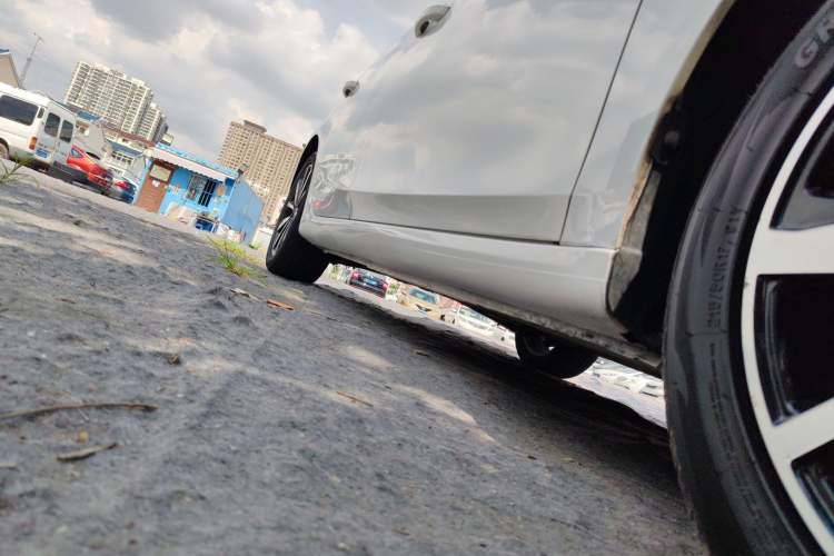 Used Roewe i6 2018 20T Automatic Flagship Edition
