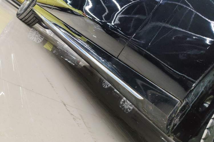 Used Mercedes-Benz E-Class 2019 Restyled E 300 L Sporty and Stylish Edition
