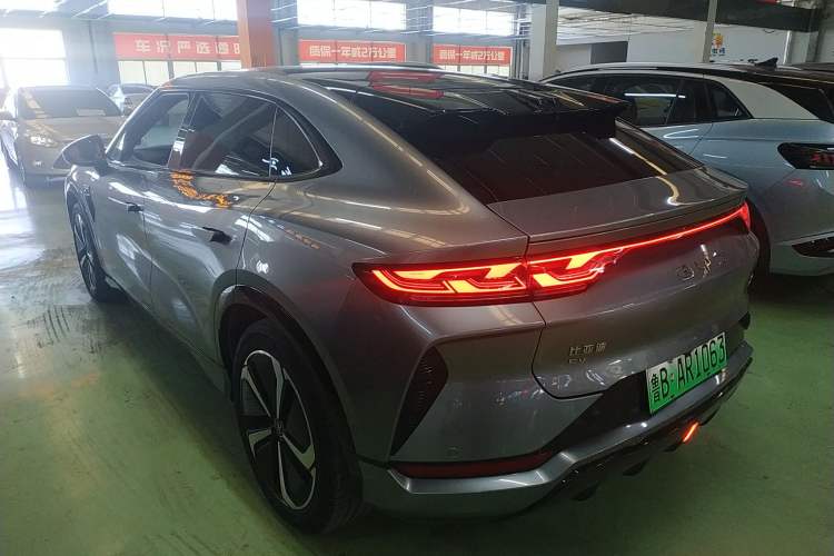 Used BYD Song L EV 2024 662 km Excellence Version
