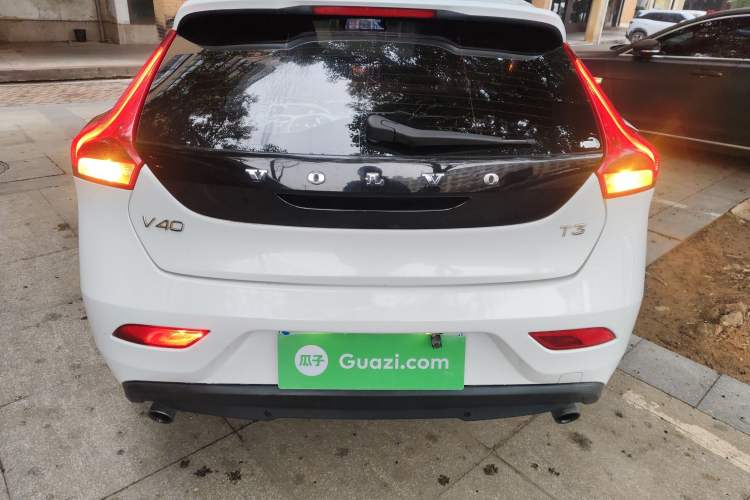 Used Volvo V40 2017 T3 Zhiyi Edition