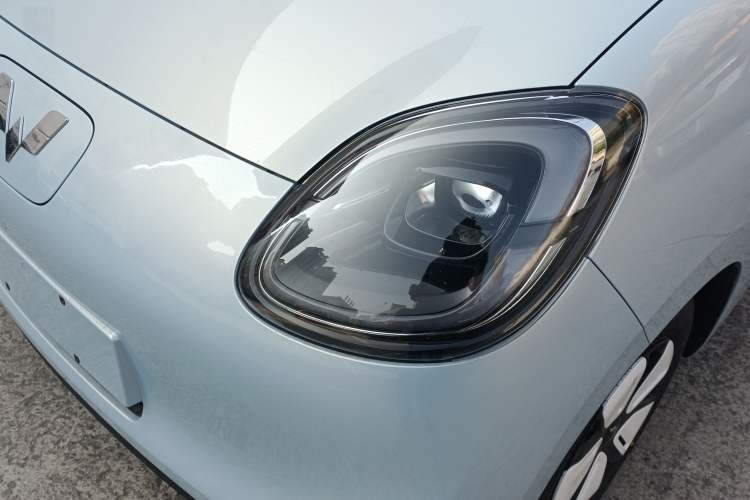 Used Wuling Hongguang MINIEV 2025 Four-Door Version Advanced Edition
