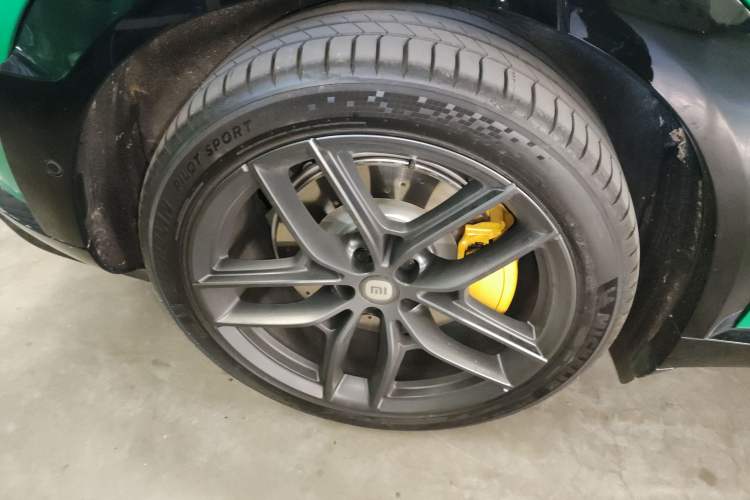 Used  YU7 2025 Ultra-Long Range High-Performance All-Wheel-Drive Max Edition