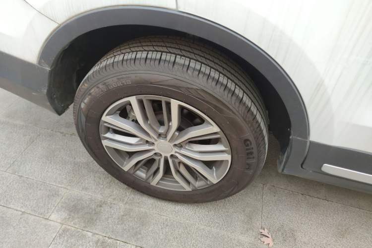 Used Farizon FX 2021 1.8T Smart Connect 5-Seater
