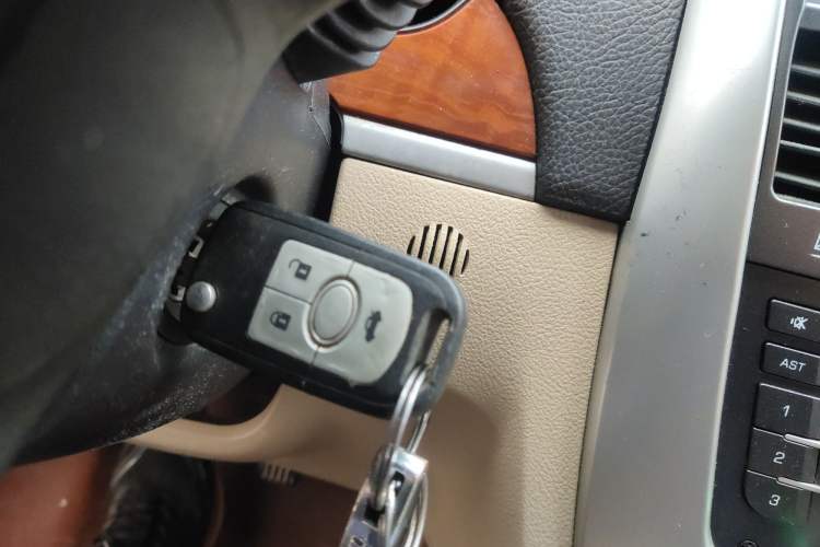 Used Buick Excelle 2013 1.5L Manual Luxury Model
