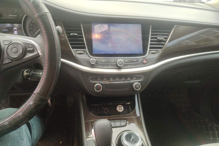 Used Buick Verano 2018 Sedan 20T Dual-Clutch Leading Model
