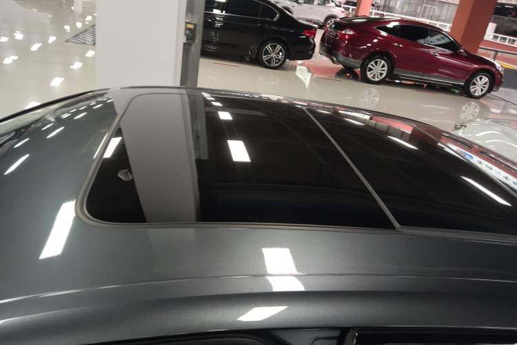 Used Audi A4L 2022 40 TFSI Luxury Dynamic Model
