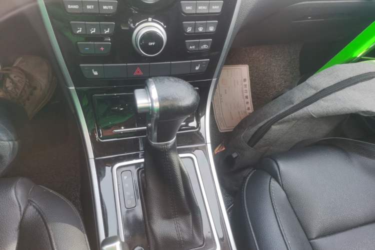 Used Haval H2 2016 Red Label 1.5T Automatic Two-Wheel Drive Elite Model
