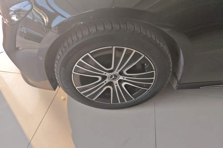 Used Mercedes-Benz E-Class 2024 Facelift E 260 L 4MATIC
