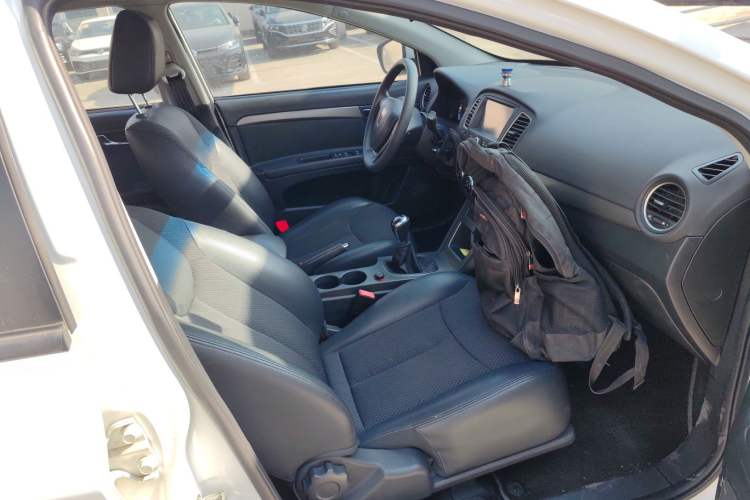 Used Roewe 350 2014 1.5L Manual Swift Edition