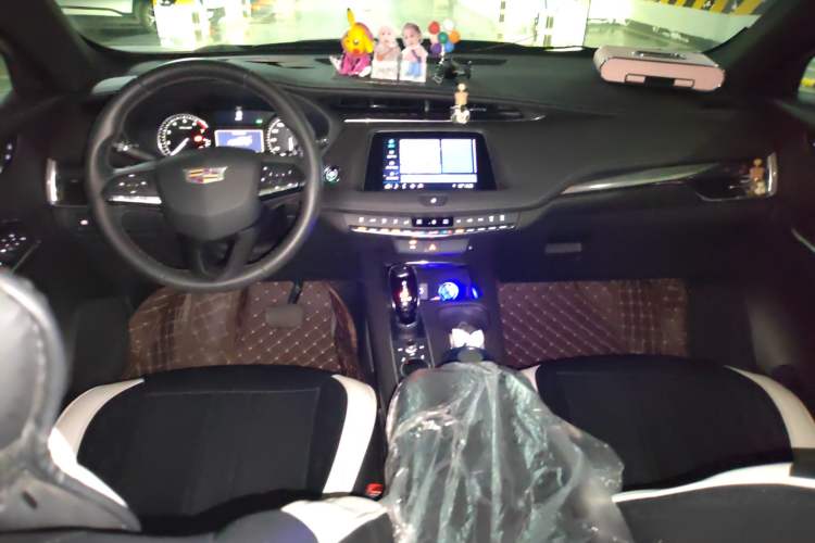 Used Cadillac XT4 2021 28T Two-Wheel Drive Tech Edition
