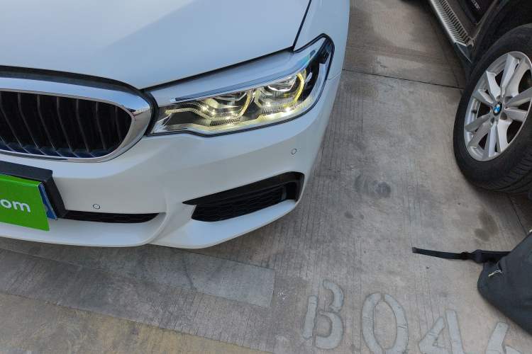 Used BMW 5 Series 2018 Restyled 530Li Leading Edition M Sport Package
