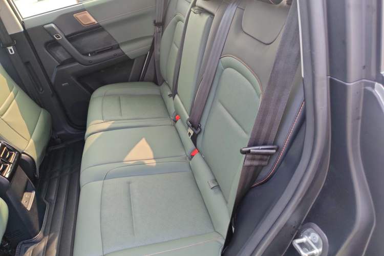 Used  03 2024 472km Four-Wheel Drive Long-Range Intelligent Advanced Version
