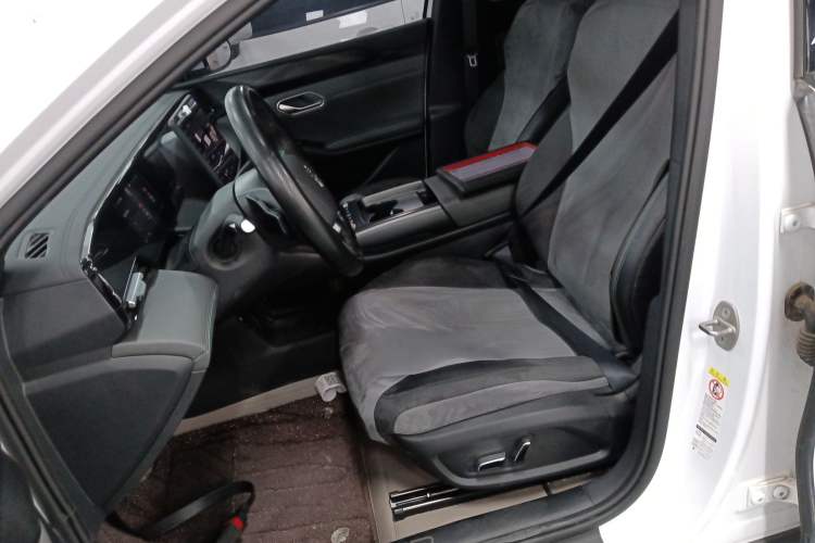 Used BYD Qin L 2025 EV 470KM Leading Edition
