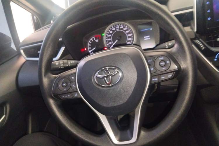 Used Toyota Levin 2019 185T CVT Luxury Edition China VI Standard
