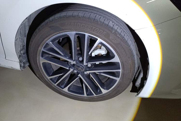 Used Toyota Camry 2024 Dual-Motor 2.0 HG Premium Edition
