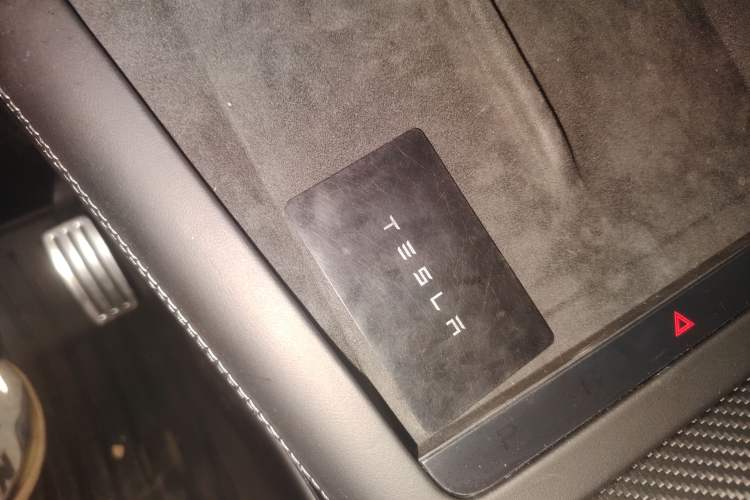 Used Tesla Model X 2023 Three-Motor All-Wheel-Drive Plaid Version
