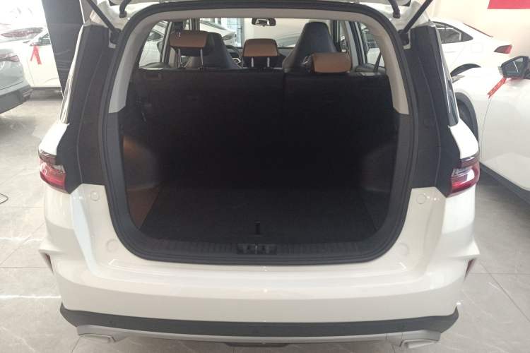 Used Geely Auto Haoyue PRO 2024 1.5T DCT Crosswise Edition