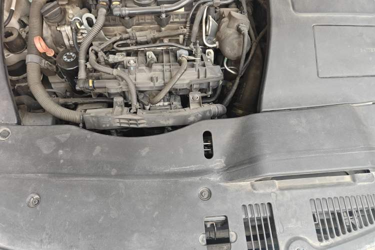 Used Geely Auto Emgrand GT 2015 1.8T Premium Model
