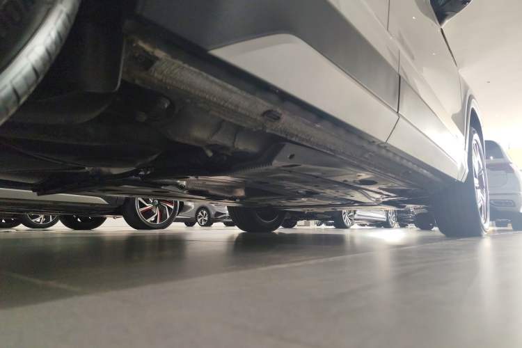 Used Volkswagen Tharu 2024 300TSI Two-Wheel-Drive Moon Luxury Edition