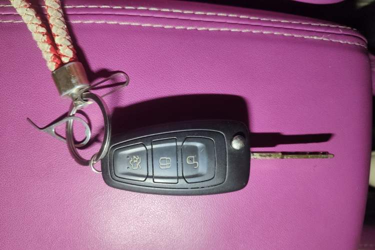 Used Ford Focus 2012 Hatchback 1.6L Automatic Fashion Edition
