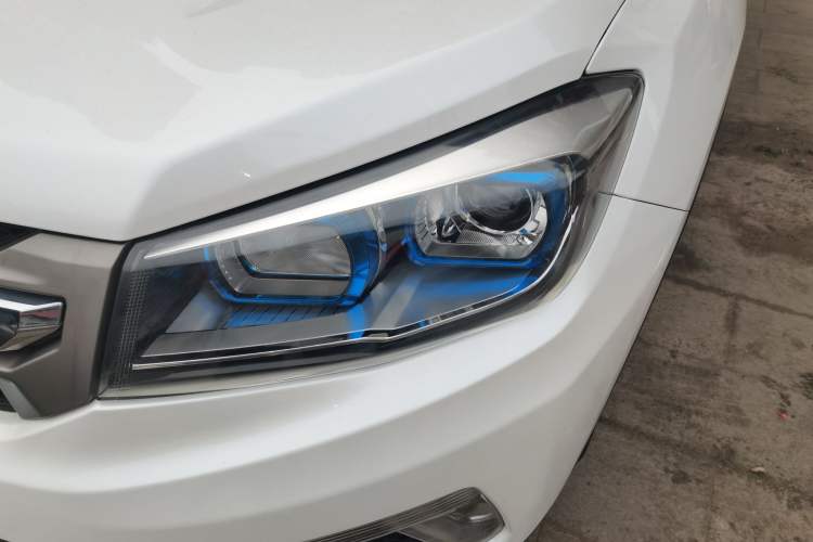 Used Changan CS75 2016 1.8T Automatic Elite Model China V Standard
