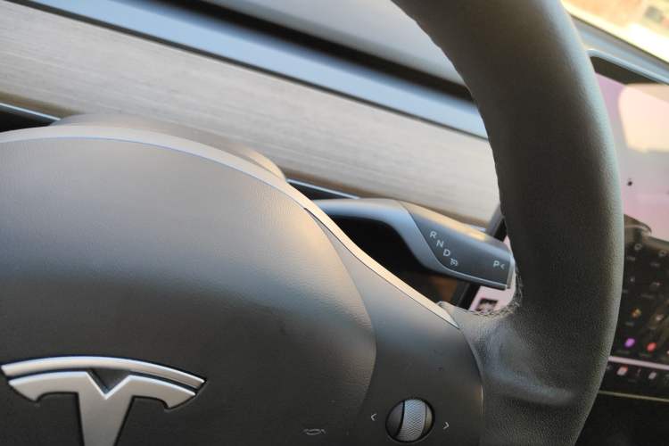 Used Tesla Model Y 2021 Long-Range All-Wheel-Drive Version