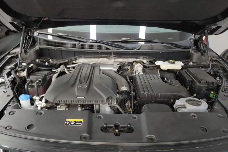 Used Hongqi HS7 PHEV 2024 2.0T PHEV Four-Wheel Drive Flagship Edition 6 Seats