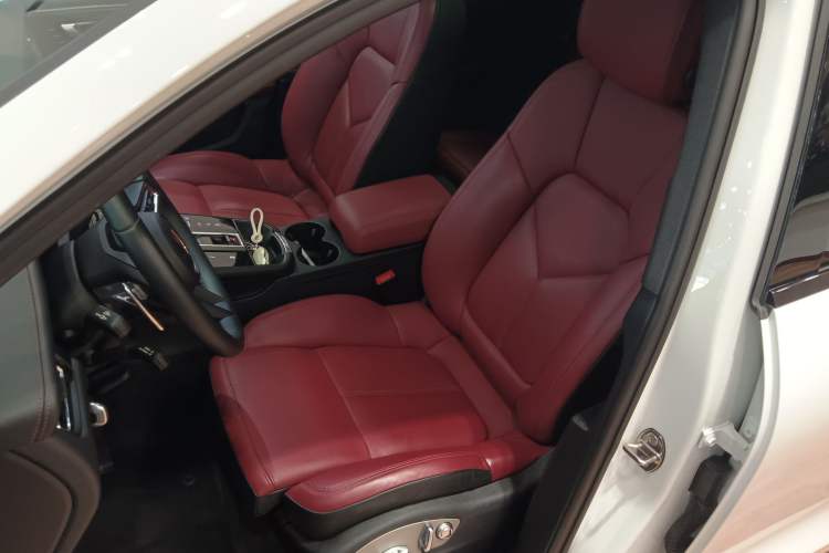 Used Porsche Macan 2023 Macan 2.0T
