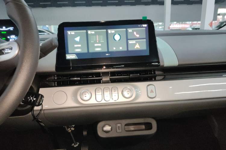 Used  Lumin 2025 205 km Xiangqin Version
