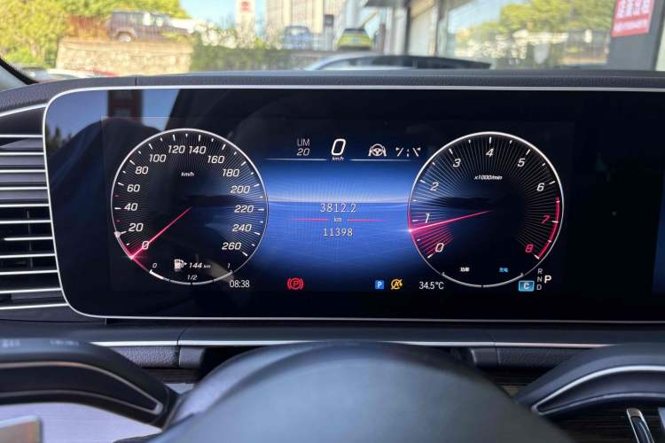 Used Mercedes-Benz GLE 2024 Refreshed GLE 350 4MATIC Stylish Edition
