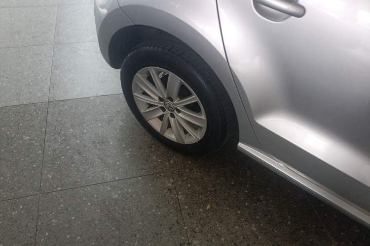 Used Volkswagen Polo 2013 1.6L Automatic Luxury Edition