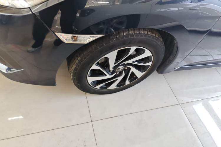 Used Honda Civic 2016 220TURBO CVT Luxury Edition