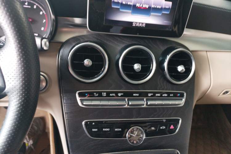 Used Mercedes-Benz C-Class 2015 C 200 L Sport Edition
