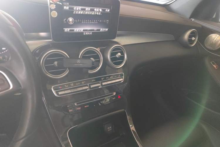 Used Mercedes-Benz GLC 2019 GLC 260 L 4MATIC Dynamic Model
